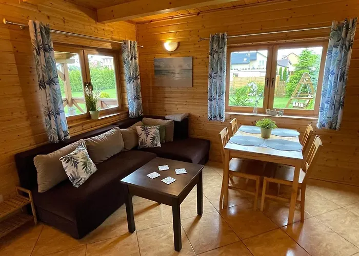 Letniskowe Sirenis 莱鲍