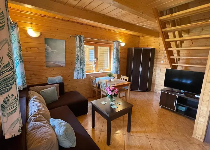 Letniskowe Sirenis 度假居 莱鲍