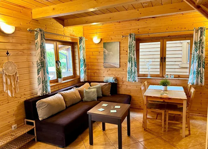 Letniskowe Sirenis 莱鲍